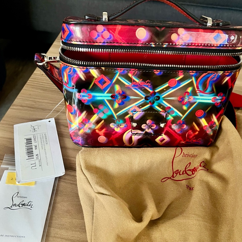 NWT CL Louboutin Kypipouch Patent Leather Cross-body Bag - Multicolour - Picture 5 of 12
